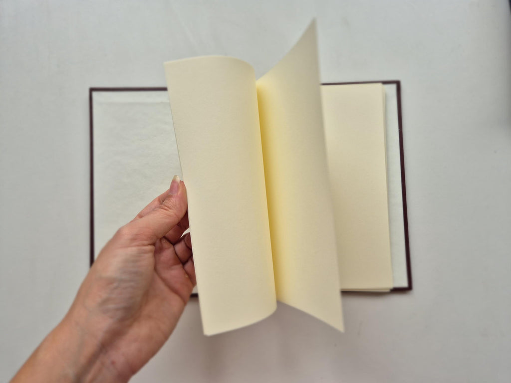 Sweet Nostalgia Standard-Size A5 Replaceable Pad Journal Blue | Alpine Hay and Flower Petals