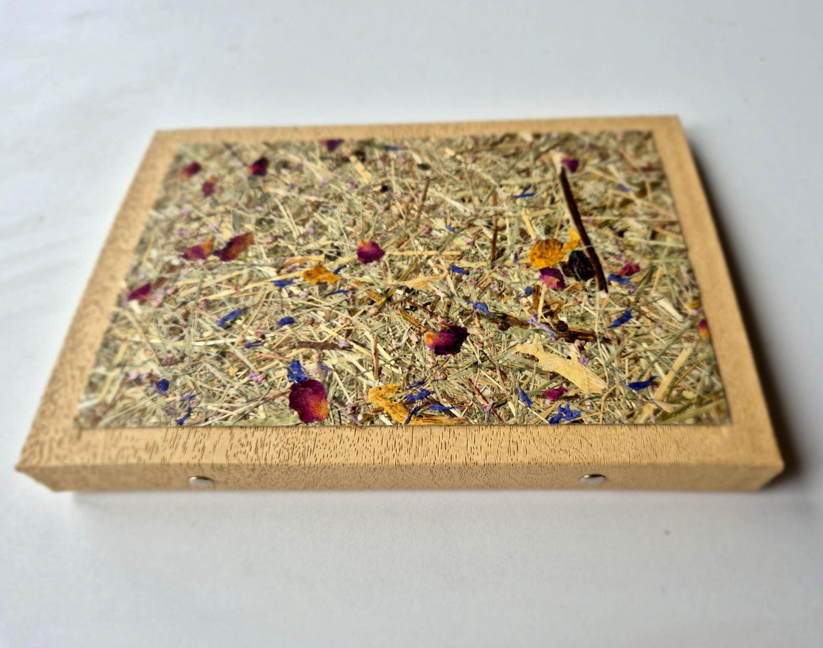 Sweet Nostalgia Standard-Size A5 Replaceable Pad Journal Bamboo | Alpine Hay and Flower Petals