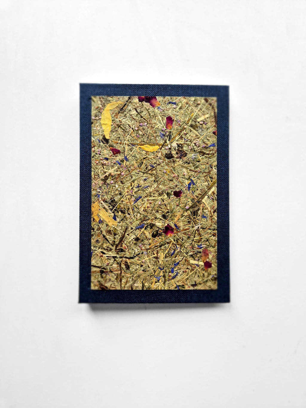 Sweet Nostalgia Standard-Size A5 Replaceable Pad Journal Blue | Alpine Hay and Flower Petals