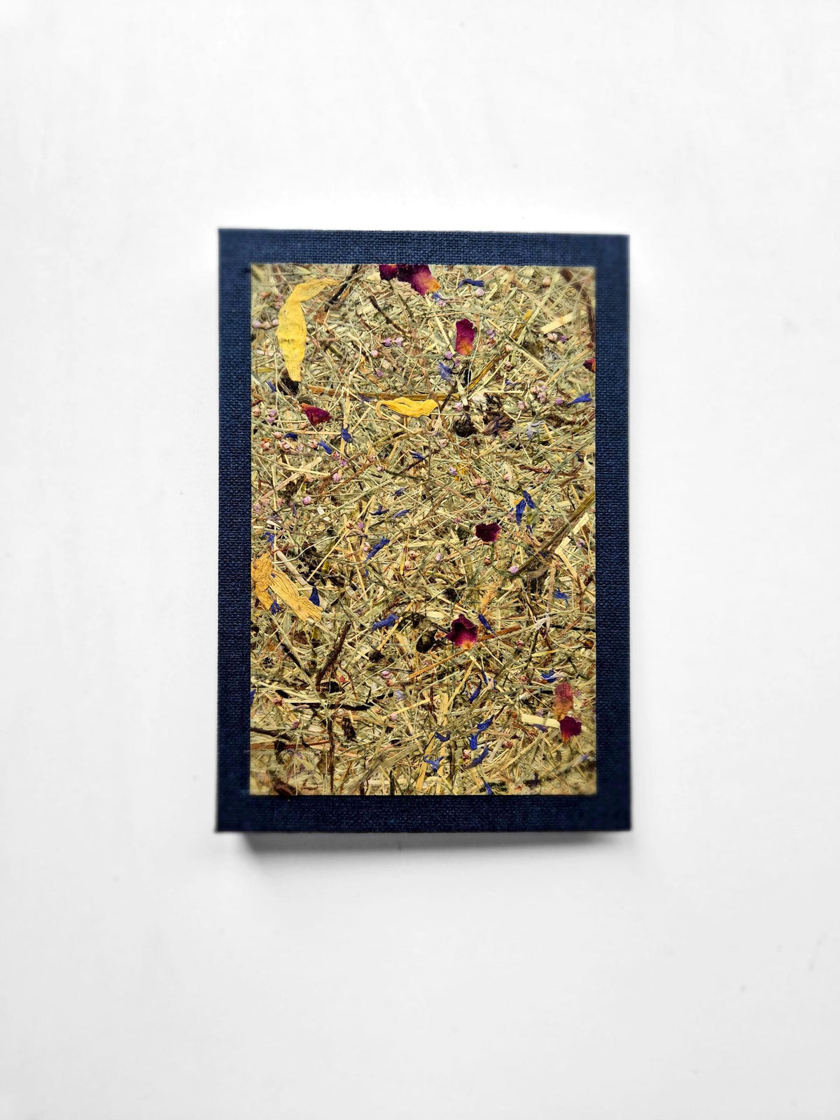 Sweet Nostalgia Standard-Size A5 Replaceable Pad Journal Blue | Alpine Hay and Flower Petals