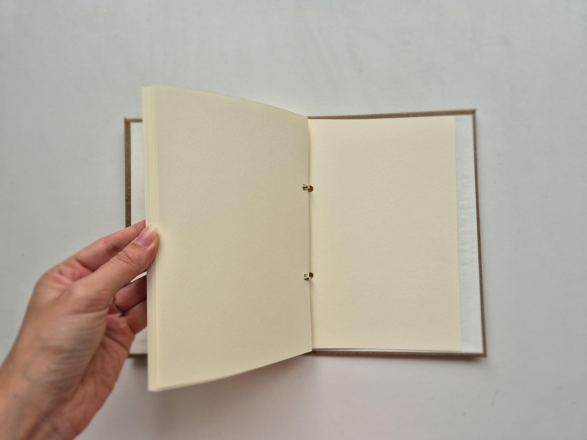 Sweet Nostalgia Standard-Size A5 Replaceable Pad Journal Brown | Alpine Hay and Flower Petals